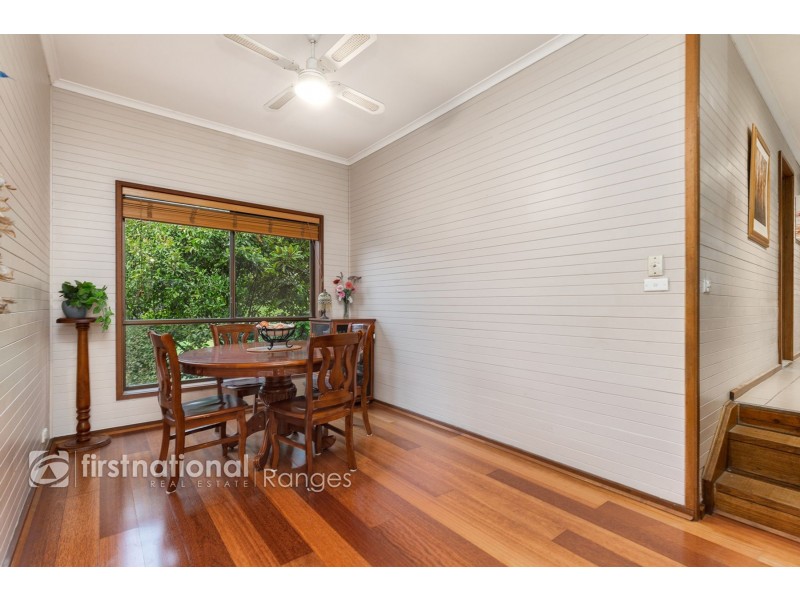 12 Baker Street, Cockatoo VIC 3781