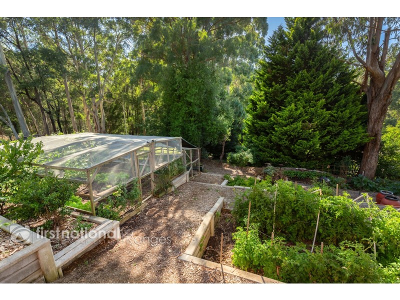 12 Baker Street, Cockatoo VIC 3781