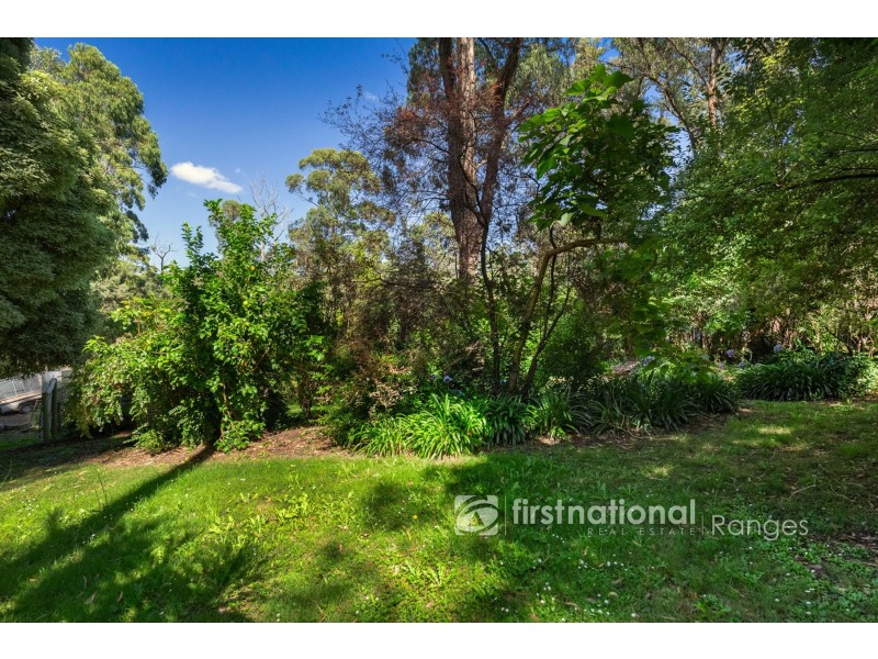 15 Sunnyside Terrace, Emerald VIC 3782