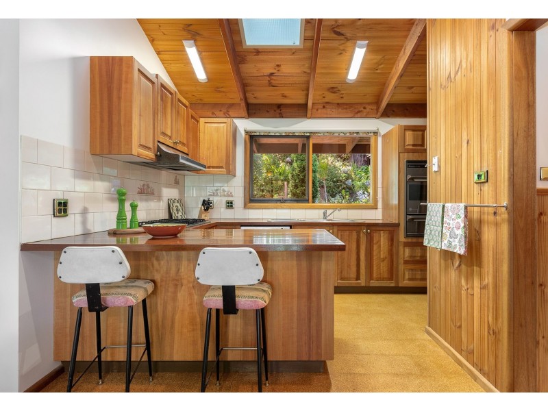 31 Lawsons Road, Emerald VIC 3782