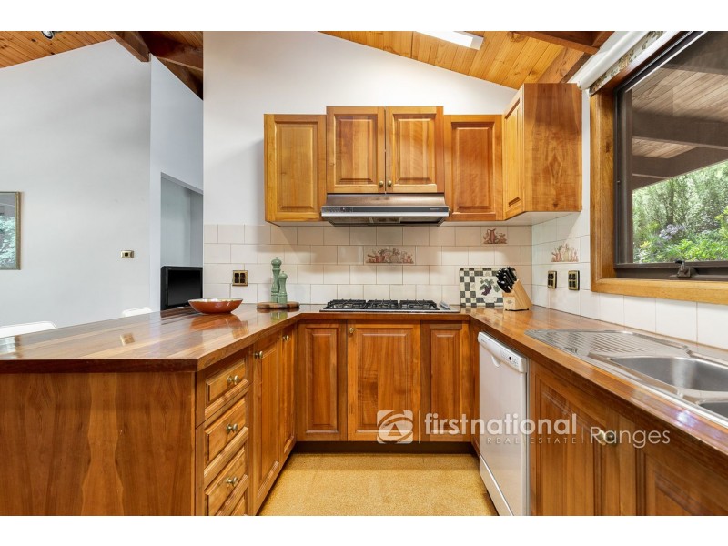 31 Lawsons Road, Emerald VIC 3782