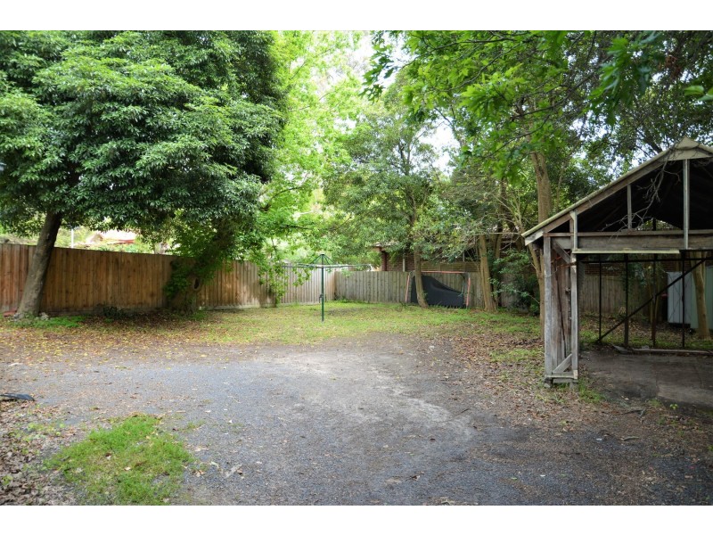 145 Mount Dandenong Road, Croydon VIC 3136