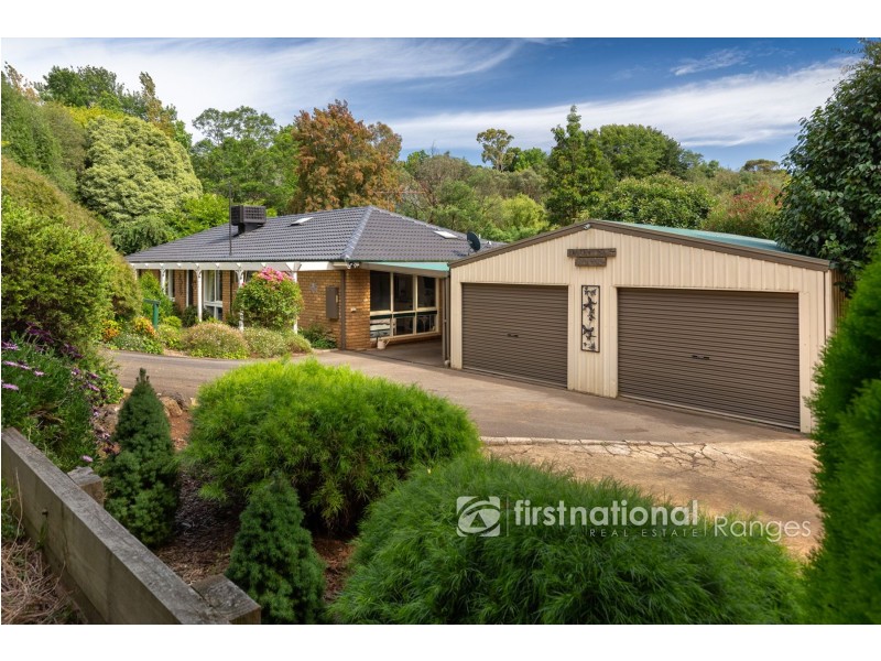 3 Paradise Grove, Emerald VIC 3782