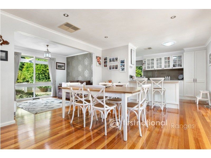 3 Paradise Grove, Emerald VIC 3782