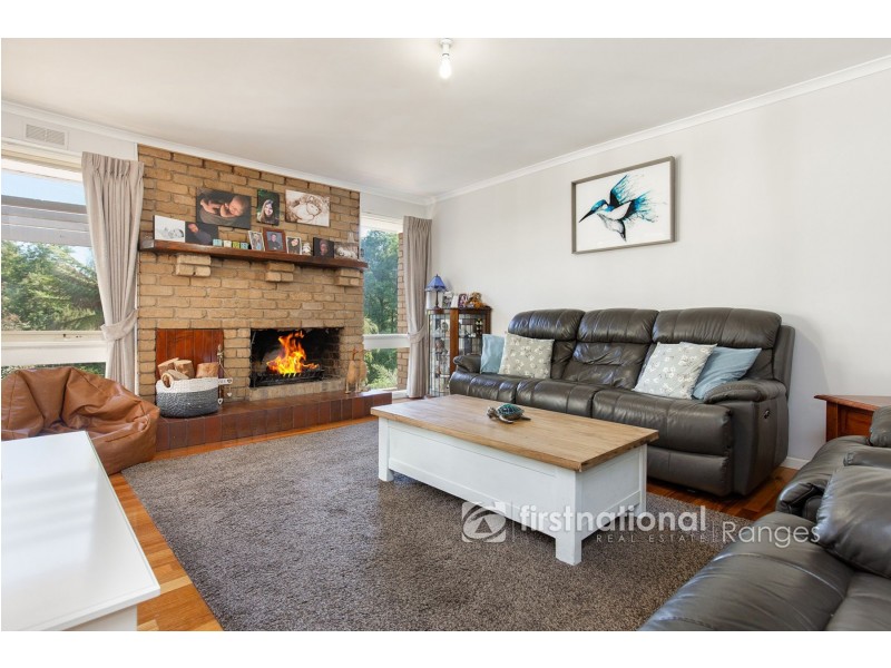 3 Paradise Grove, Emerald VIC 3782