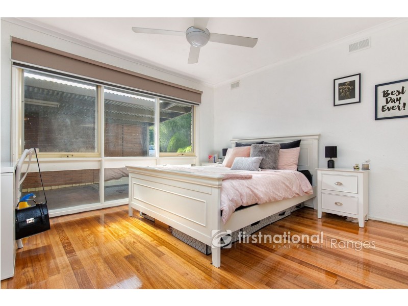 3 Paradise Grove, Emerald VIC 3782