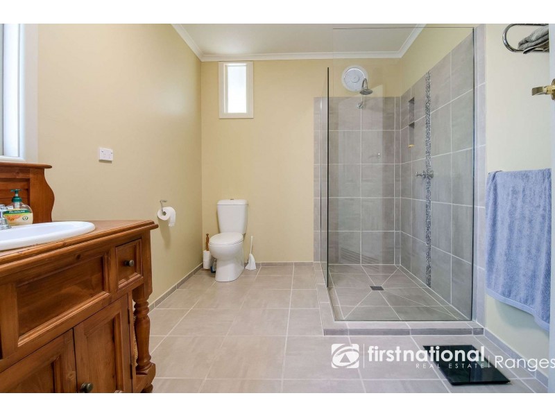 9 Kalulu Road, Tecoma VIC 3160