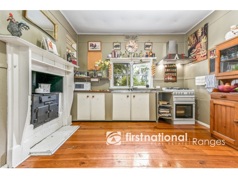 52 Ternes Road, Upwey VIC 3158