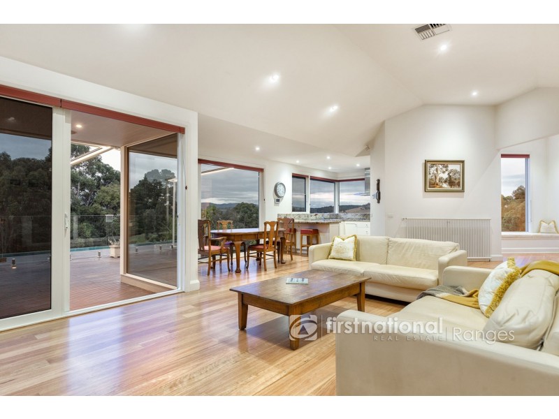 12 Cornish Road, Lysterfield VIC 3156
