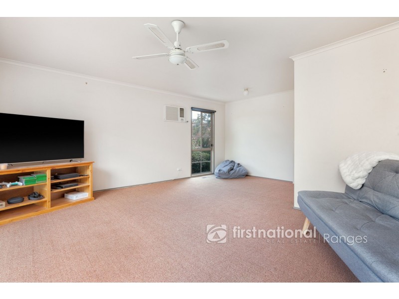 1/8 Hillcrest Avenue, Ferntree Gully VIC 3156