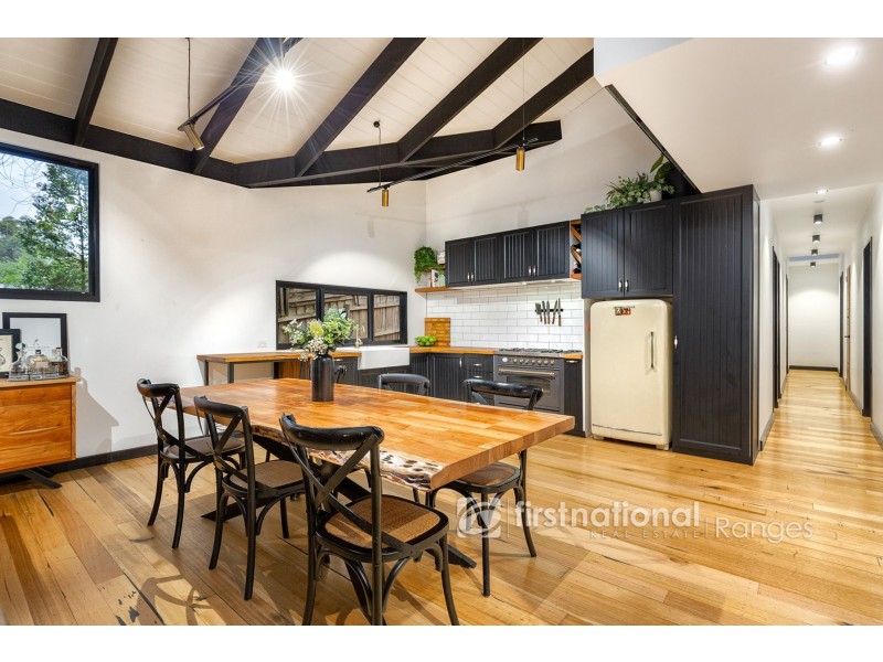 11 Alexander Road, Cockatoo VIC 3781