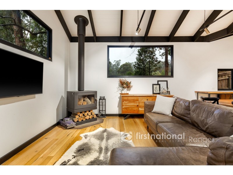 11 Alexander Road, Cockatoo VIC 3781