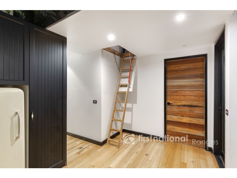 11 Alexander Road, Cockatoo VIC 3781