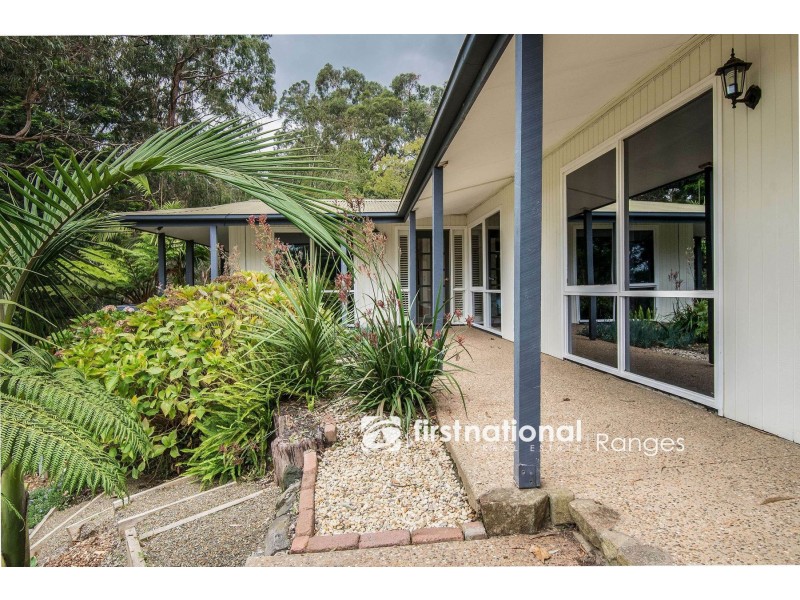 77 Temple Road, Selby VIC 3159