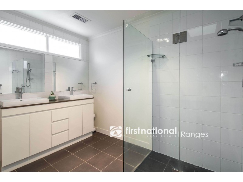 77 Temple Road, Selby VIC 3159