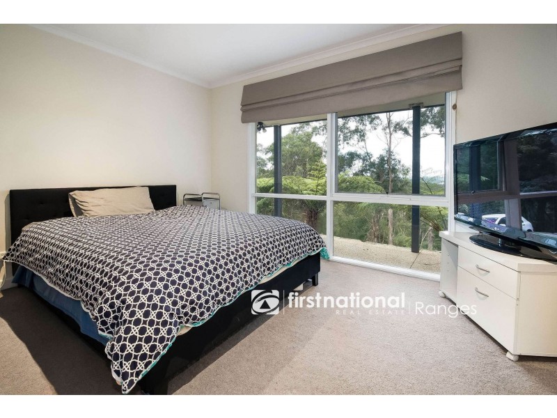 77 Temple Road, Selby VIC 3159