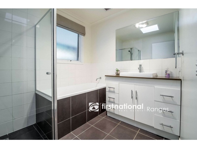 77 Temple Road, Selby VIC 3159