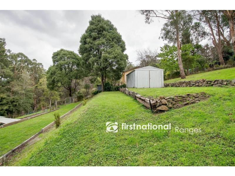 77 Temple Road, Selby VIC 3159