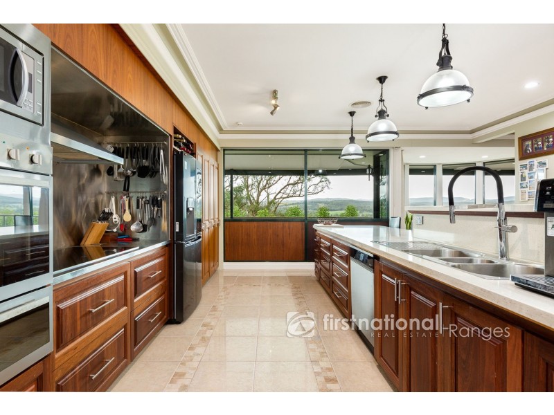 11 Brodrick Road, Macclesfield VIC 3782