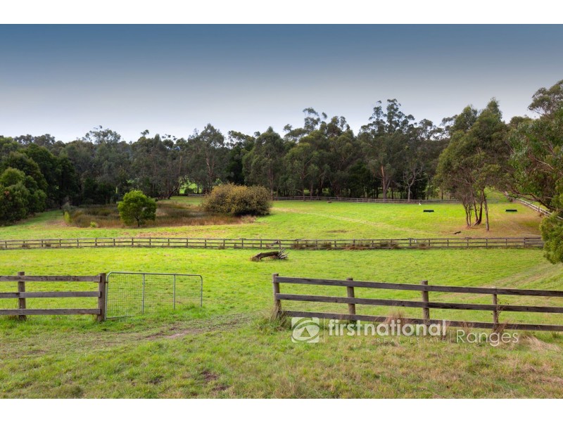 11 Brodrick Road, Macclesfield VIC 3782