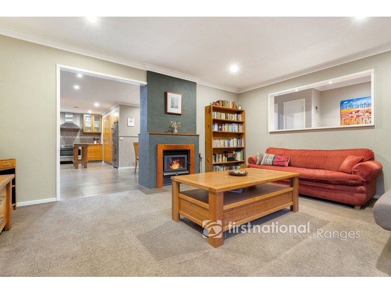 2 Elm Crescent, Emerald VIC 3782