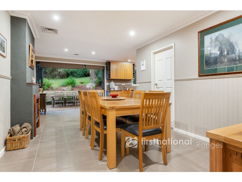 2 Elm Crescent, Emerald VIC 3782