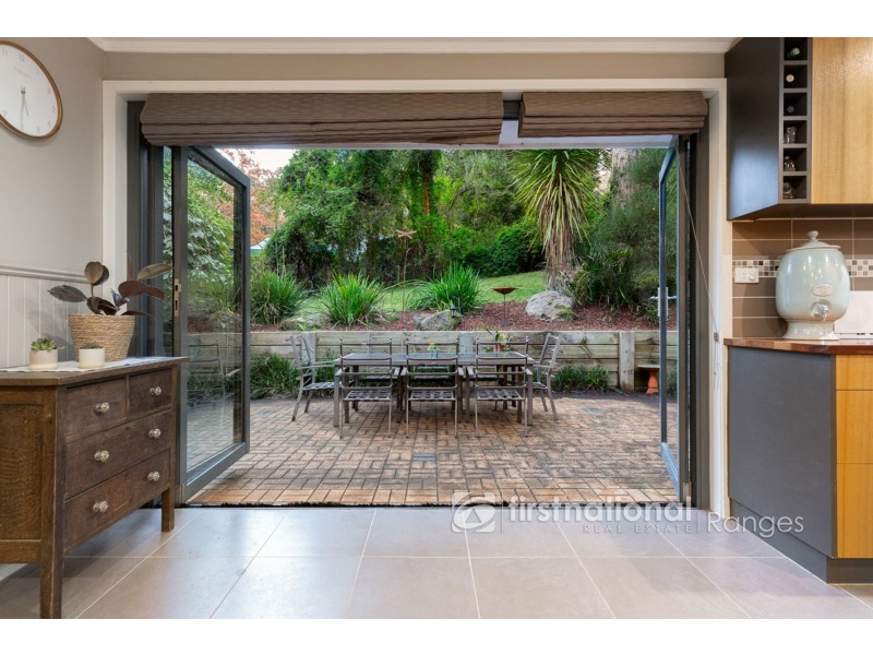 2 Elm Crescent, Emerald VIC 3782