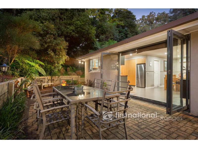 2 Elm Crescent, Emerald VIC 3782