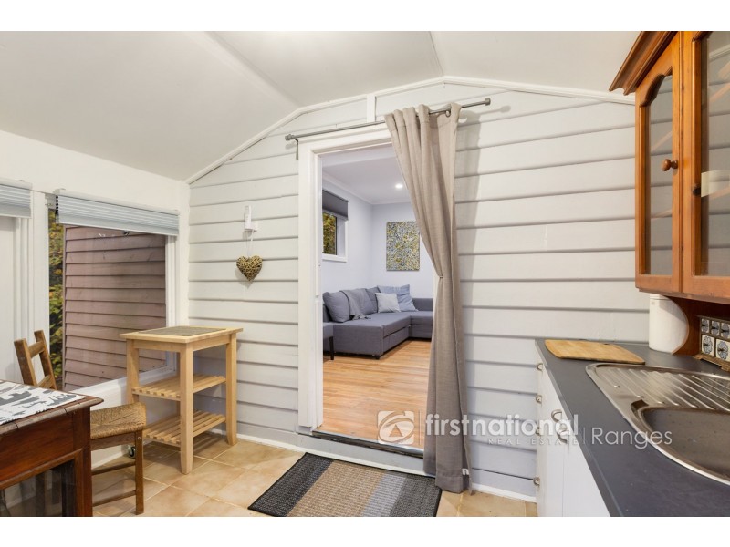 2 Elm Crescent, Emerald VIC 3782
