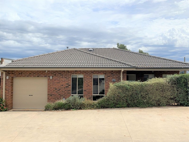 2/13 Vista Court, Gembrook VIC 3783