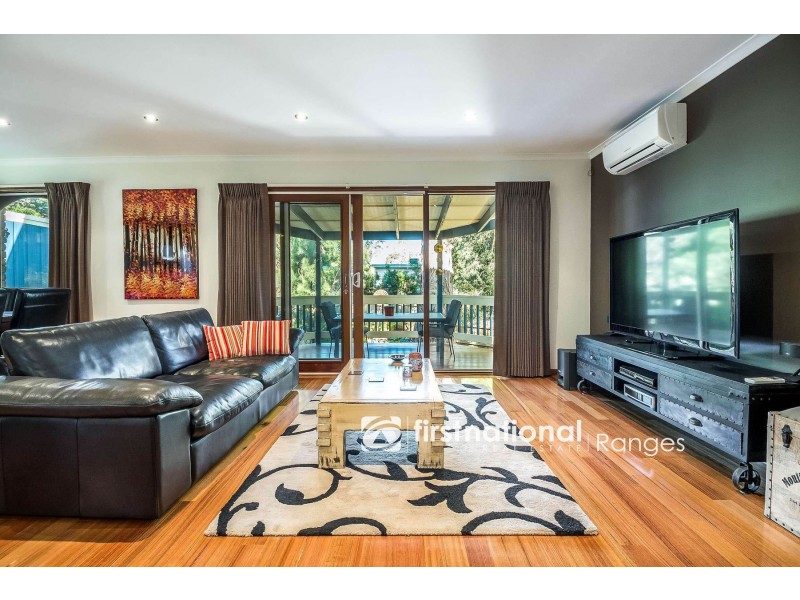 5 Hollyoak Court, Ferntree Gully VIC 3156