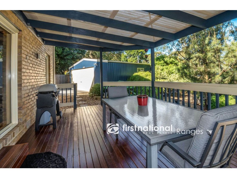 5 Hollyoak Court, Ferntree Gully VIC 3156