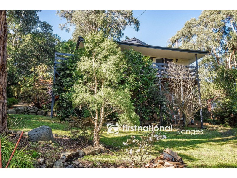 12 Gordon Avenue, Tecoma VIC 3160