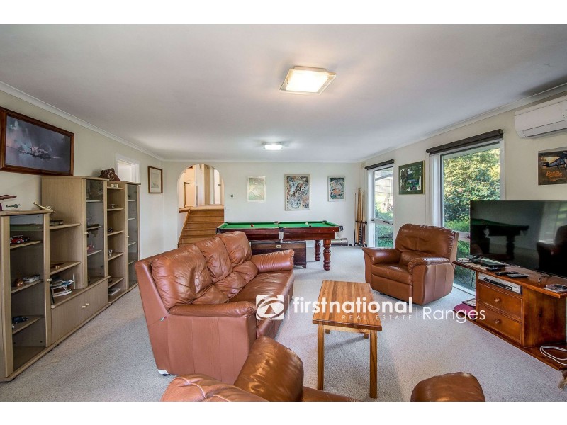 12 Gordon Avenue, Tecoma VIC 3160