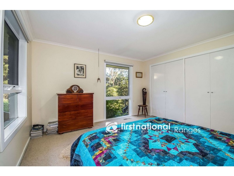 12 Gordon Avenue, Tecoma VIC 3160