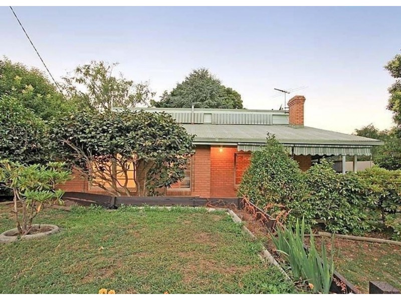 104 Moores Road, Monbulk VIC 3793