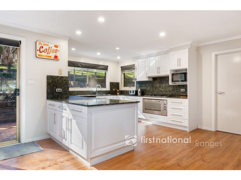 6 Grandview Grove, Menzies Creek VIC 3159