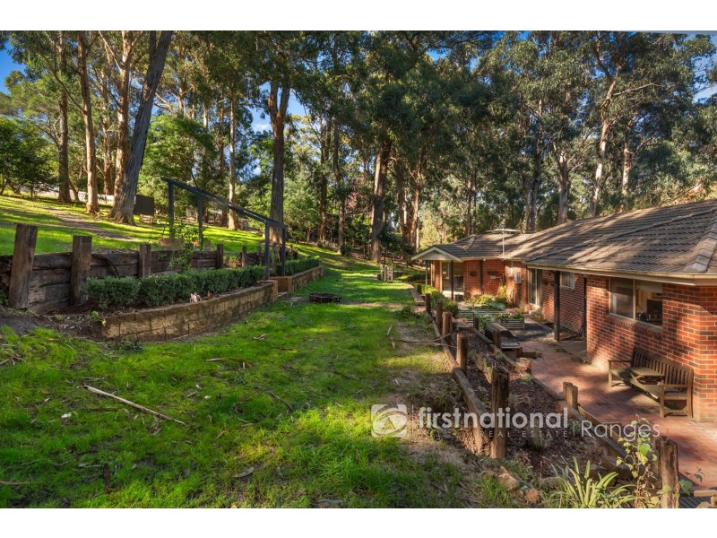6 Grandview Grove, Menzies Creek VIC 3159
