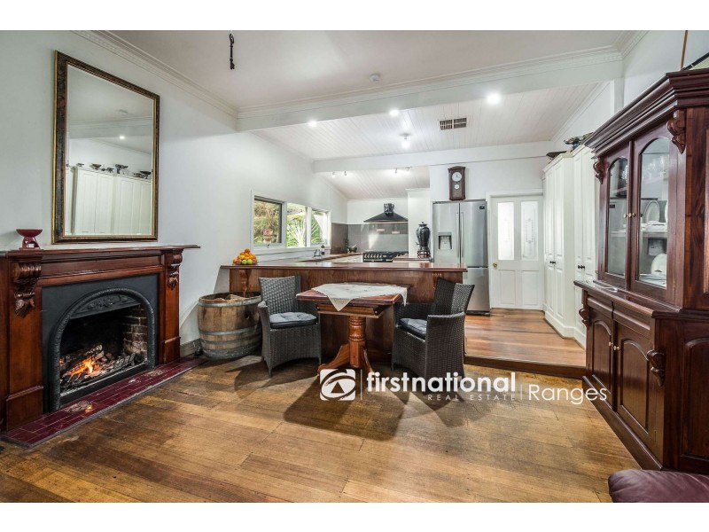 11 Argonne Parade, Selby VIC 3159