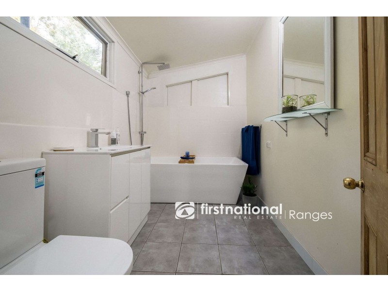 11 Argonne Parade, Selby VIC 3159