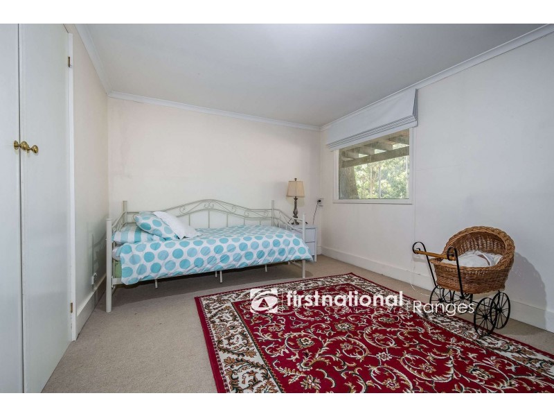 11 Argonne Parade, Selby VIC 3159