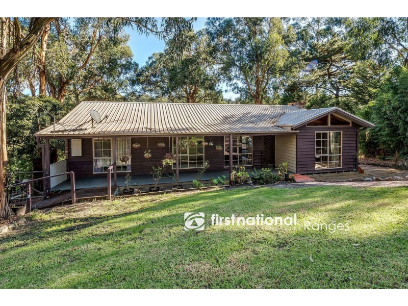 2 Green Street, Selby VIC 3159