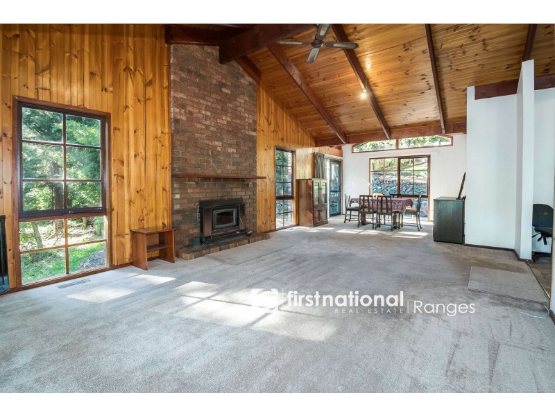 2 Green Street, Selby VIC 3159