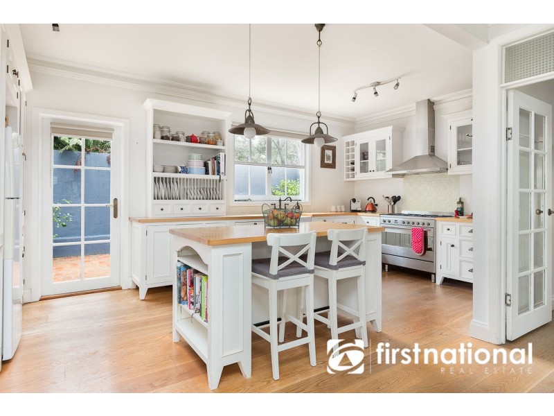 2 Margaret Road, Avonsleigh VIC 3782