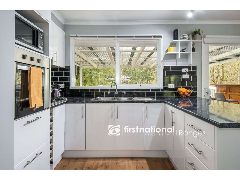 27 Arbor Avenue, Belgrave VIC 3160