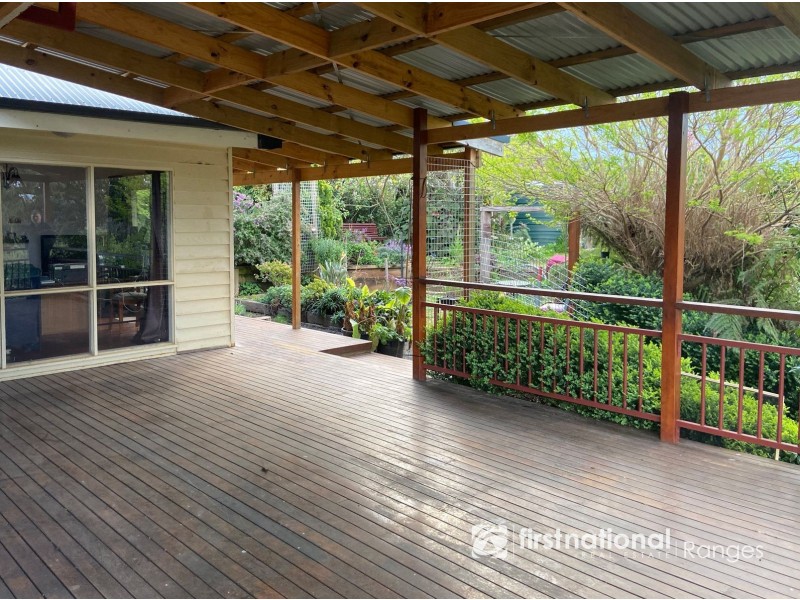 10 Queens Road, Silvan VIC 3795