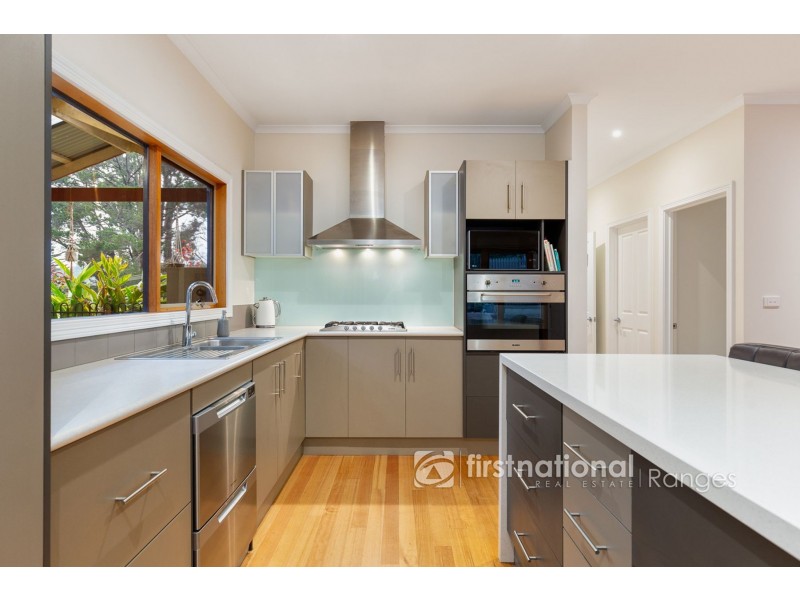 39 Emerald Lake Road, Emerald VIC 3782