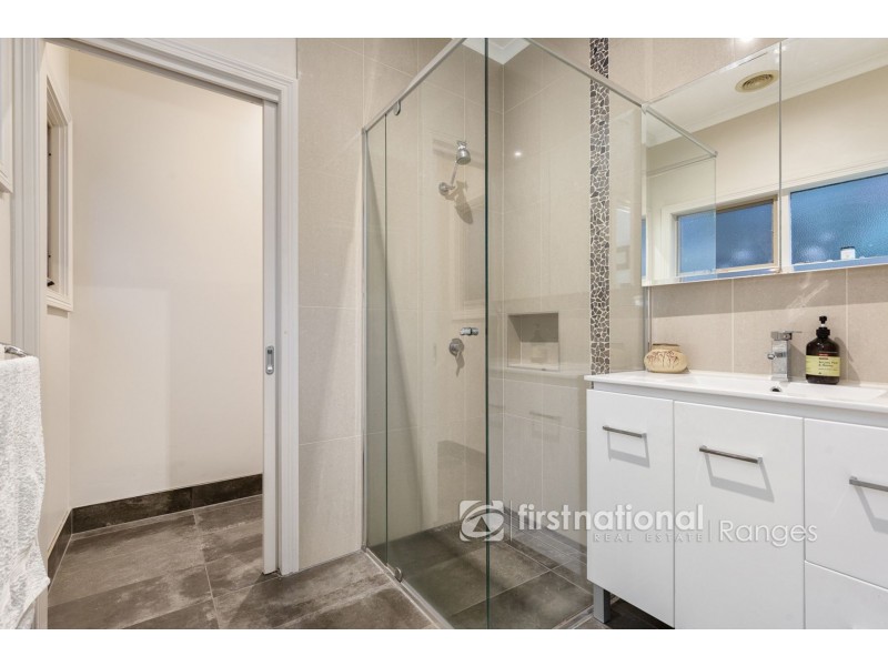 39 Emerald Lake Road, Emerald VIC 3782