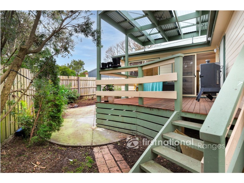 2/8 Hillcrest Avenue, Ferntree Gully VIC 3156