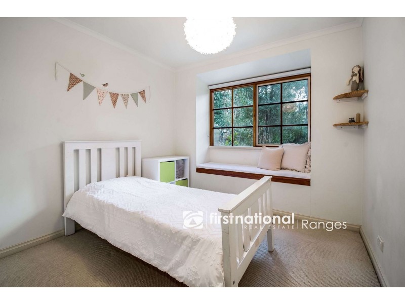 1A Woodland Grove, Selby VIC 3159